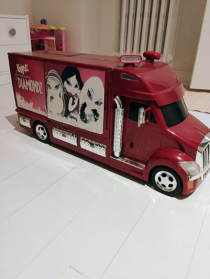 Product image 1 of 4