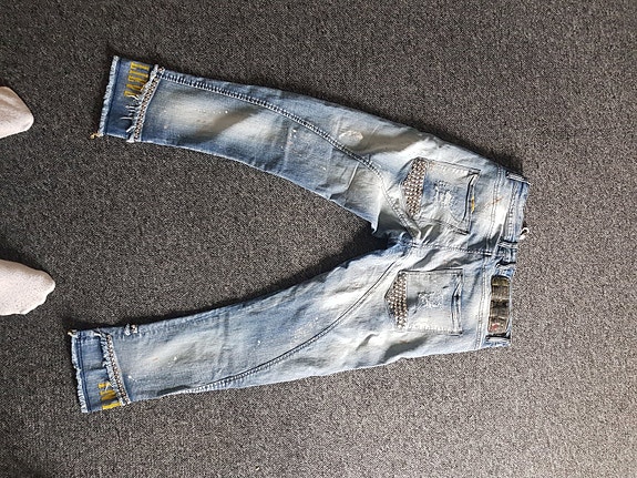 Product image 2 of 8