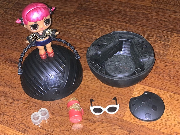 Product image 1 of 5