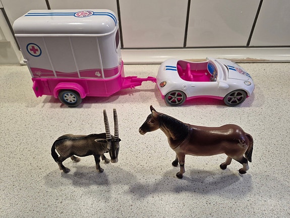 Product image 1 of 8