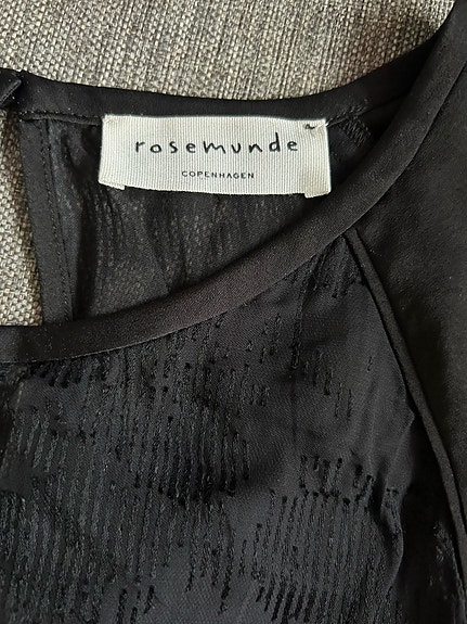 Product image 1 of 7