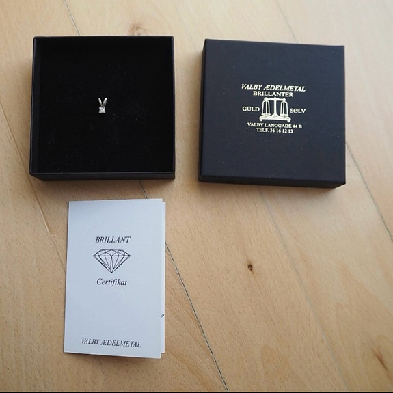 Product image 1 of 7