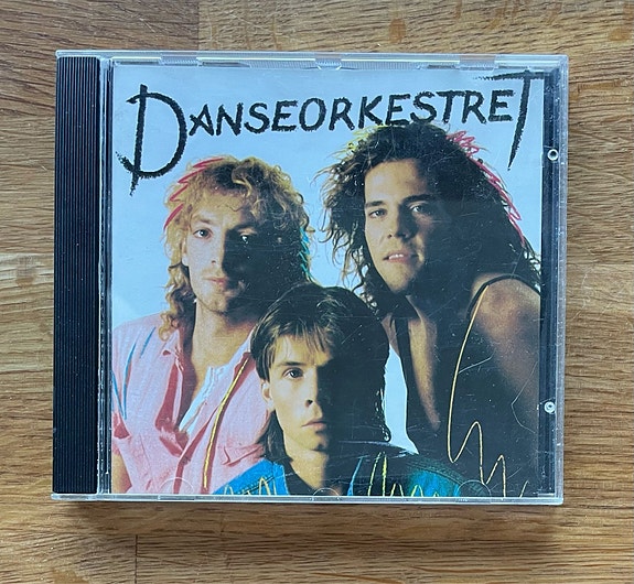 Product image 1 of 2