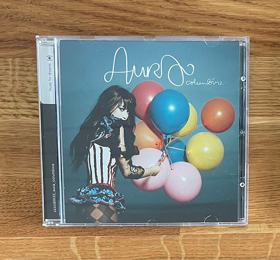 Product image 1 of 2