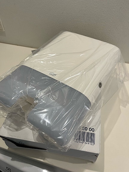 Product image 1 of 3