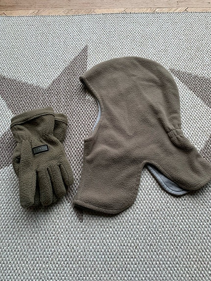 Product image 1 of 3