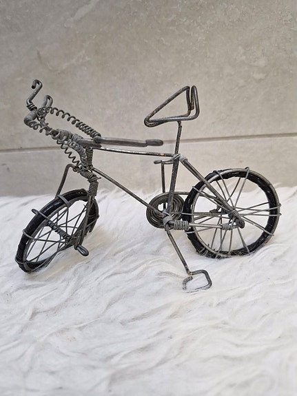 Product image 1 of 7