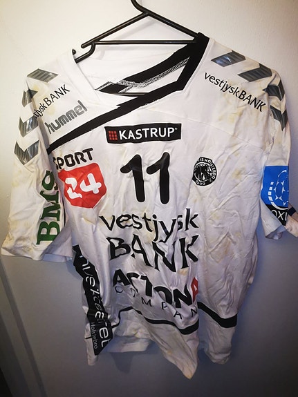 Product image 1 of 5