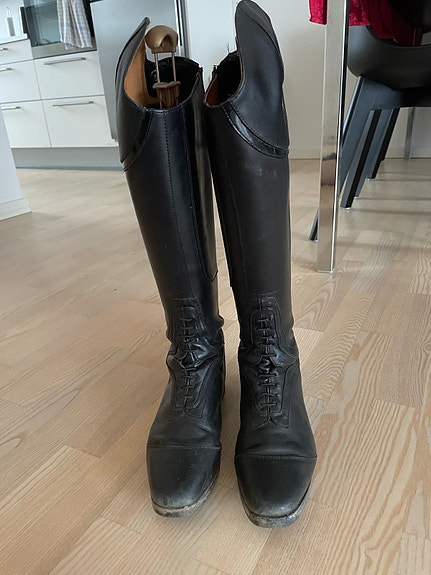 Product image 1 of 4