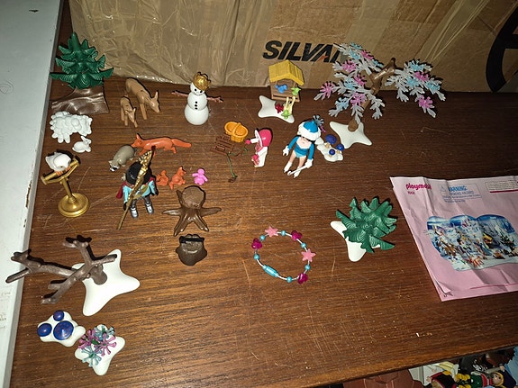 Product image 1 of 8