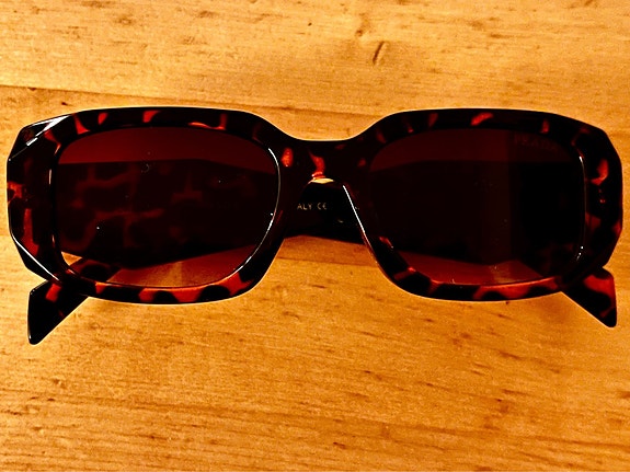 Product image 1 of 8