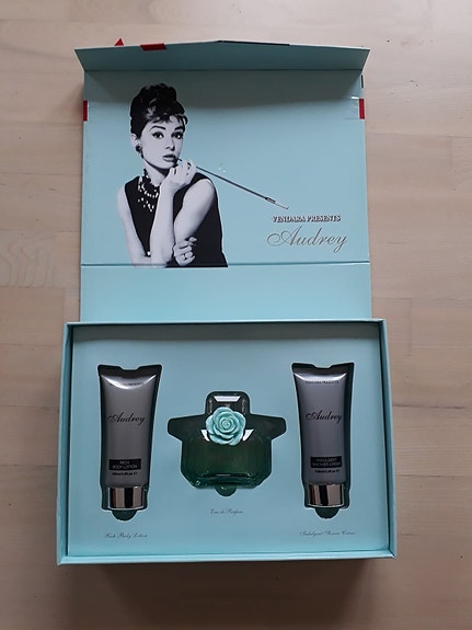 Product image 1 of 3