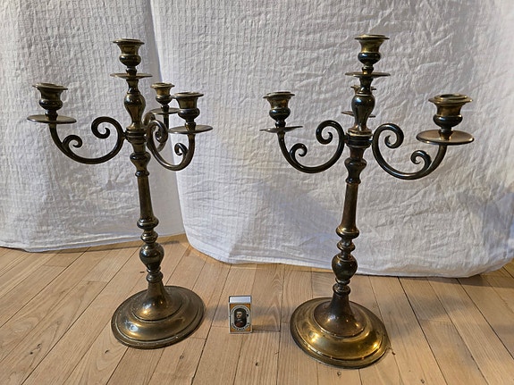 Product image 1 of 3