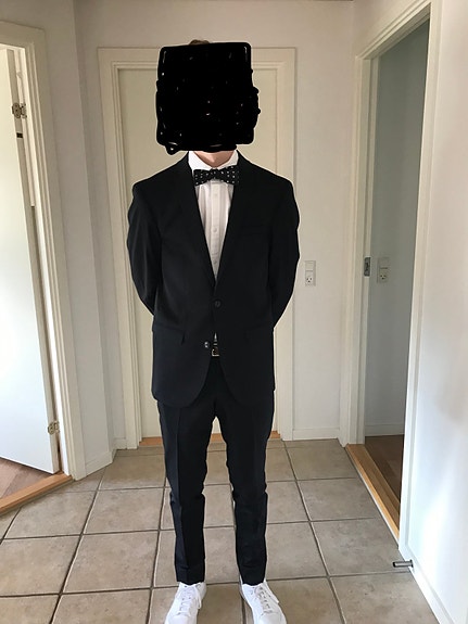 Product image 1 of 2