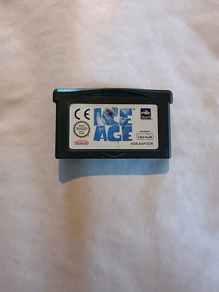 Product image 1 of 2