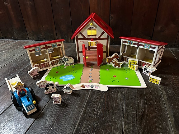 Product image 1 of 3