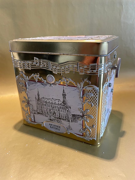 Product image 1 of 4