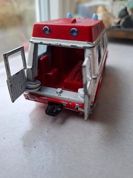 Product image 3 of 6