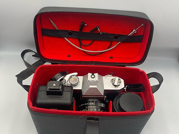 Product image 1 of 9