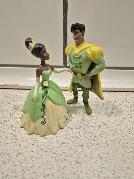 Product image 1 of 3