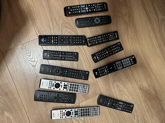 Product image 1 of 3