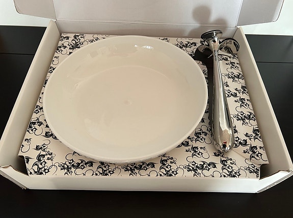 Product image 1 of 8