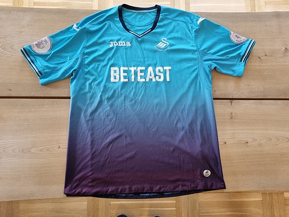 Product image 1 of 8