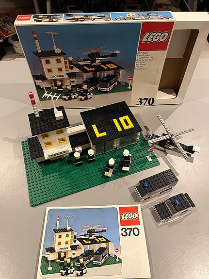 Product image 1 of 8