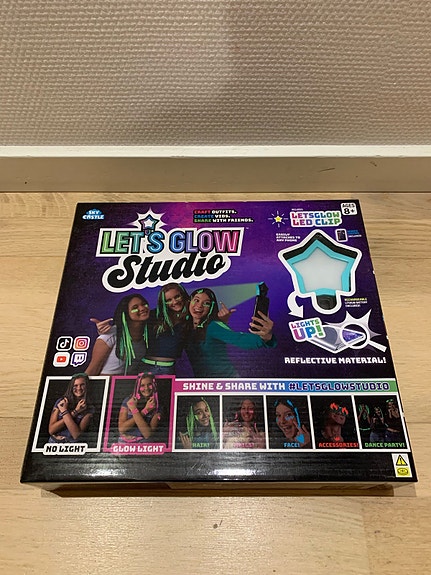 Product image 1 of 2