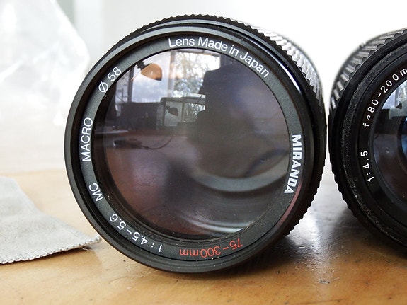 Product image 1 of 2