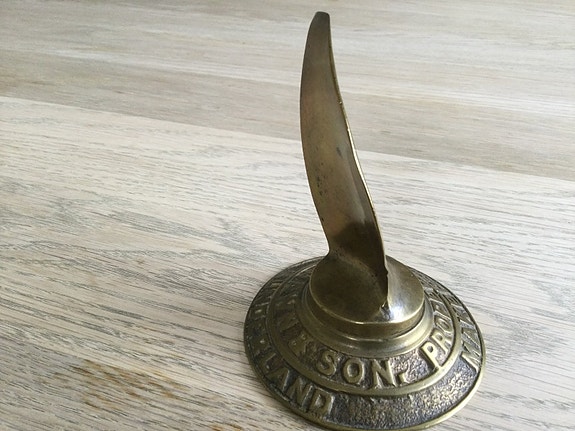 Product image 1 of 3