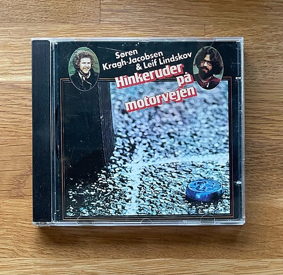 Product image 1 of 2