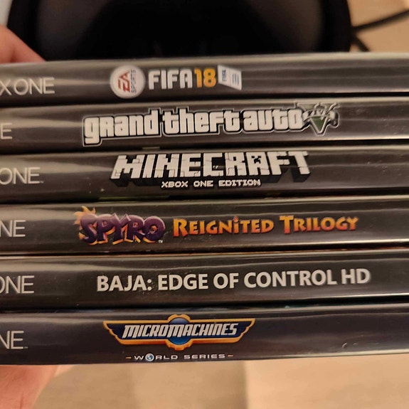 Product image 2 of 4