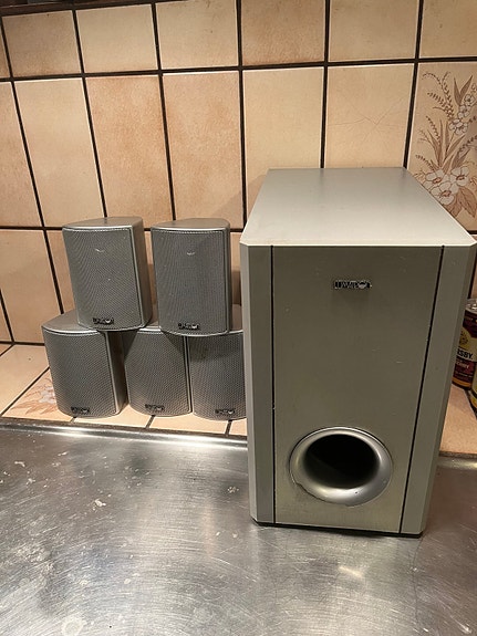 Product image 1 of 3