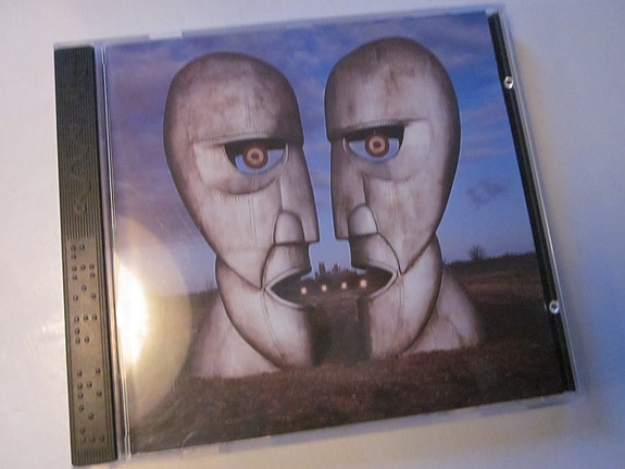 Product image 1 of 3