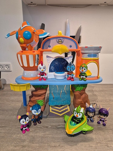 Product image 1 of 3