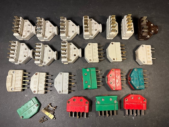 Product image 1 of 4