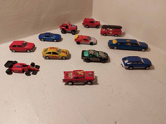 Product image 1 of 4