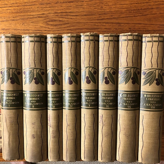 Product image 1 of 3