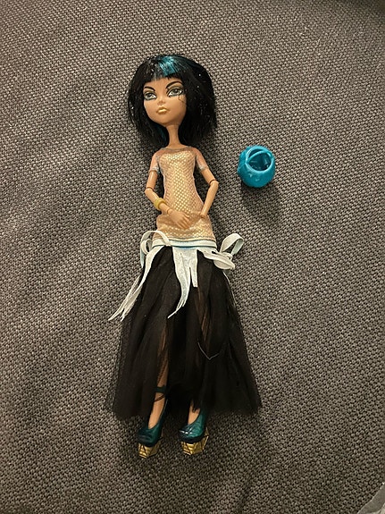 Product image 1 of 8