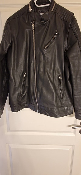 Product image 1 of 5