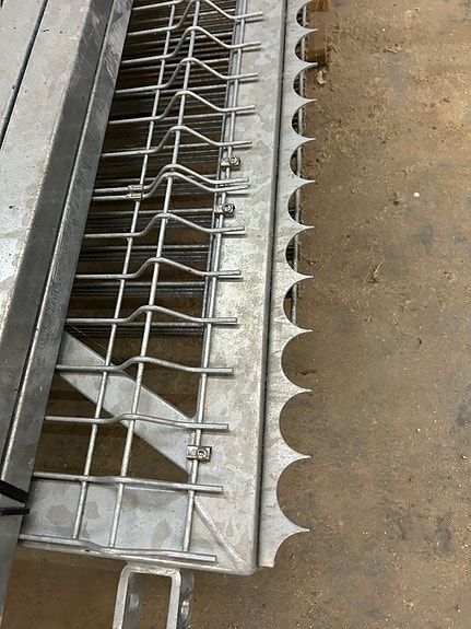 Product image 1 of 6