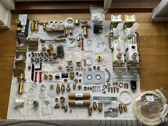 Product image 1 of 4