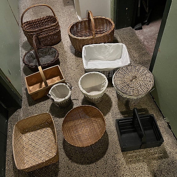 Product image 1 of 7