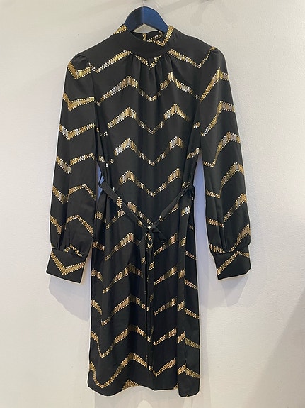 Product image 1 of 8