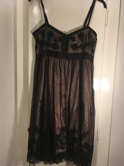 Product image 1 of 8