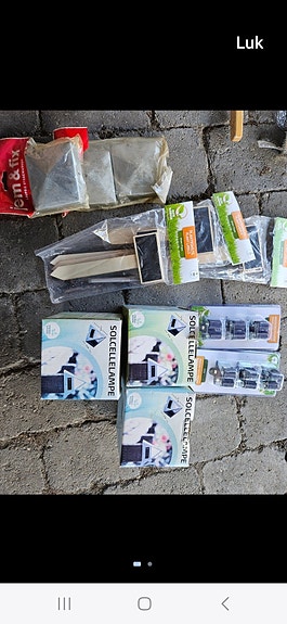 Product image 1 of 2