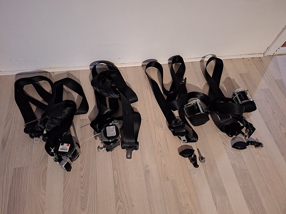 Product image 1 of 4