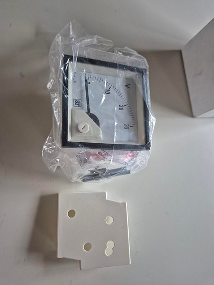 Product image 1 of 5