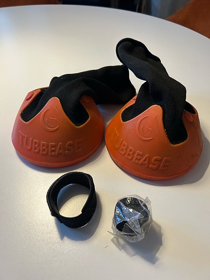 Product image 1 of 2